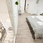 Appartement Stylish Fully Fitted Close To The Danube